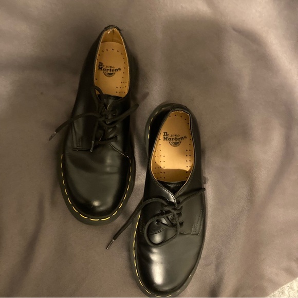 Dr. Martens - Picture 4 of 12